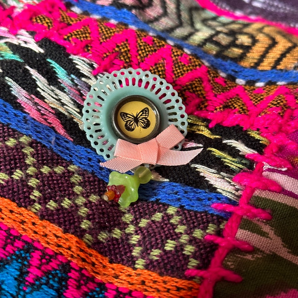Vtg Y2K Acetate Butterfly 🦋 Brooch/ pendant